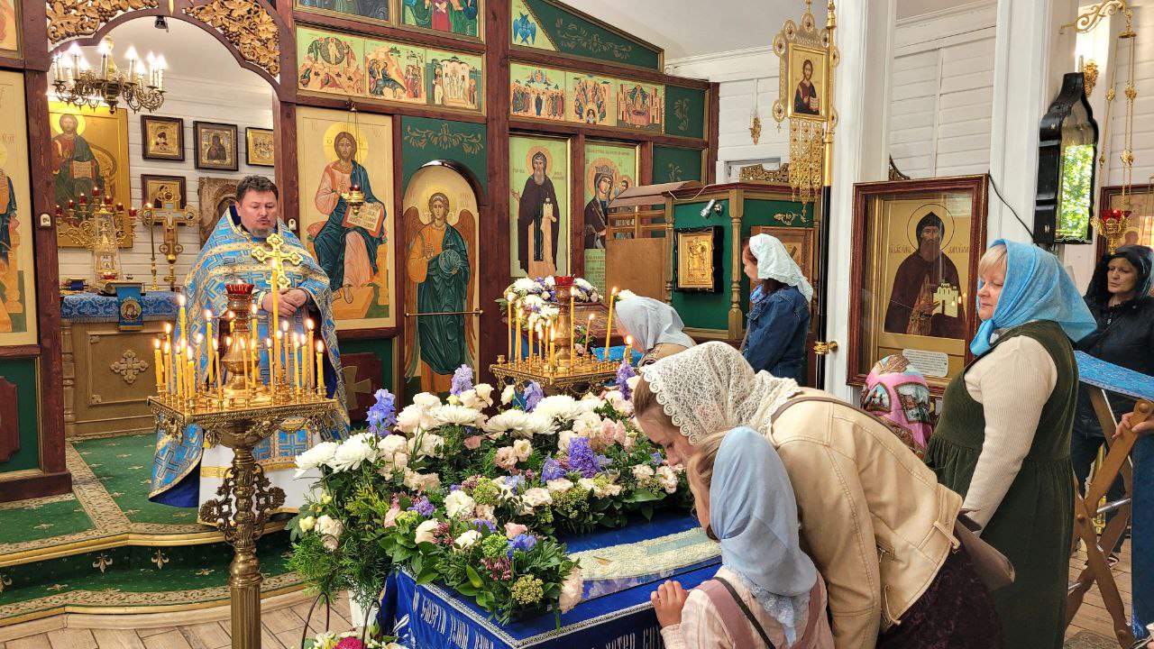 Подробнее о статье С Успением Пресвятой Владычицы нашей Богородицы и Приснодевы Марии!
