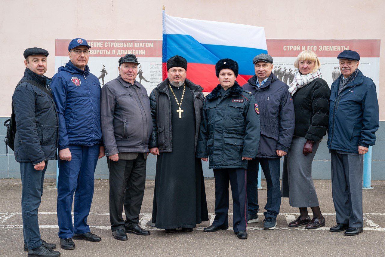 Подробнее о статье Настоятель храма в Метрогородке благословил молодых полицейских