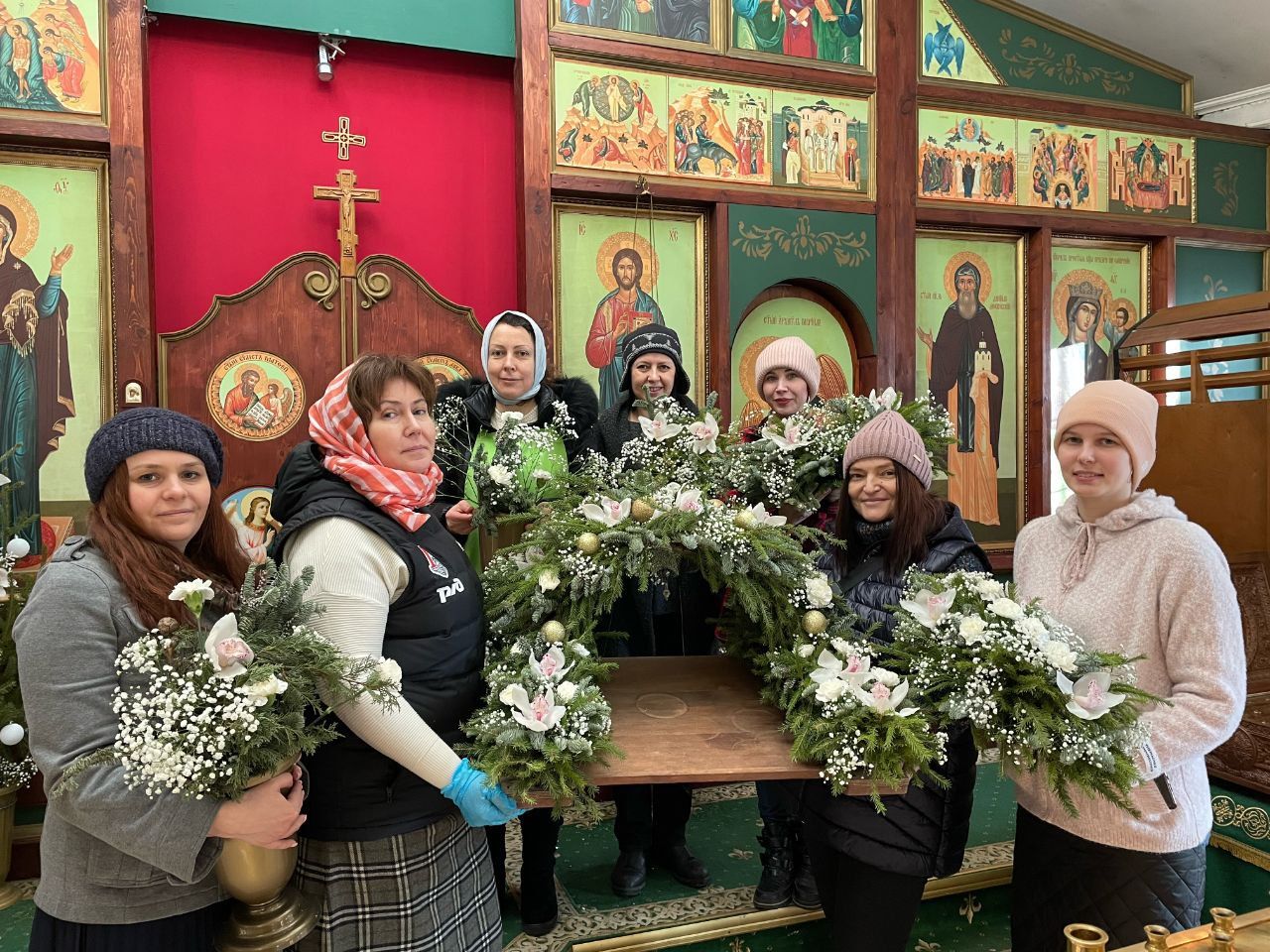 Подробнее о статье Украсим храм к Рождеству Христову